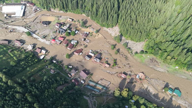 Ajutoare imediate pentru locuitorii din Suceava și Neamț, afectați de inundații, oferite de Guvern 1 locuitorii din judetele suceava si neamt afectati de inundatii au primit ajutoare umanitare de urgenta de la guvern 688b865b21f42