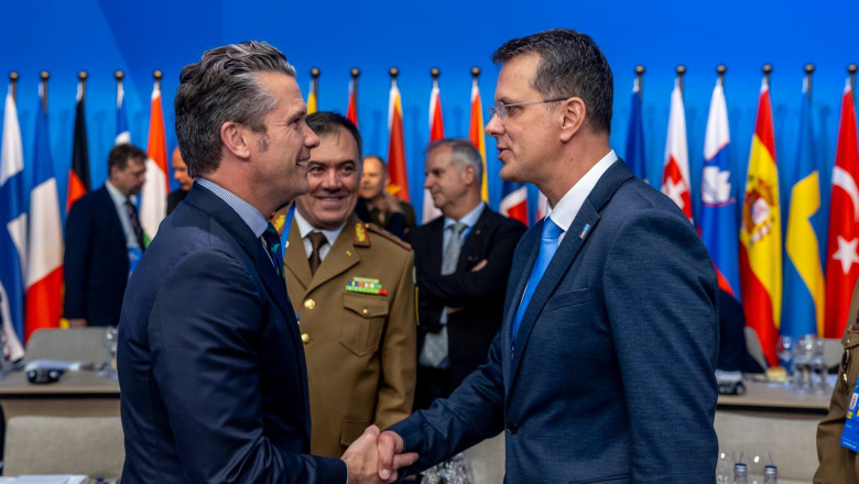 Mesajul ministrului Apărării cu ocazia Zilei Statelor Unite: „Soldații noștri au acționat împreună în teatrele de război.” 1 ministrul apararii mesaj de ziua statelor unite militarii nostri au luptat umar la umar in teatrele de operatii 6867f2c3e427e