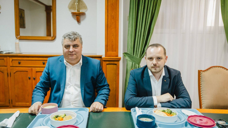 Ministrul Sănătății, luat în râs după ce a publicat meniul „de lux” de la spitalul din Târgu Mureș: „Am dorit să demonstrez că este posibil.” 1 ministrul sanatatii ironizat dupa ce a postat meniul de restaurant de la spitalul din targu mures am vrut sa arat ca se poate 6876abef7c980