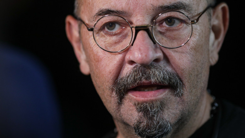 Ilie Bolojan îl înlătură pe Cristian Popescu Piedone din fruntea Autorității Naționale pentru Protecția Consumatorului. 1 news alert ilie bolojan l a demis pe cristian popescu piedone de la sefia autoritatii nationale pentru protectia consumatorului 6880f3b951500