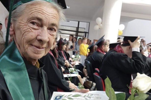 o femeie din sfantu gheorghe a absolvit facultatea la 73 de ani am terminat liceul in 1973 atunci nu exista powerpoint 6862fbf208b0d