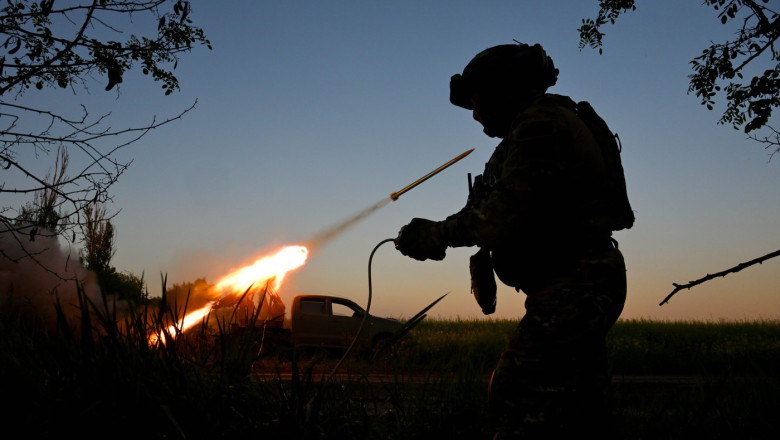 „Avansul discret al forțelor ruse în Ucraina: La acest pas, ar avea nevoie de 70 de ani pentru a cuceri întreaga țară.” 1 ofensiva pe furis a armatei ruse de pe frontul ucrainean la ritmul actual de inaintare rusiei i ar lua 70 de ani sa ocupe ucraina 686f65906c97b