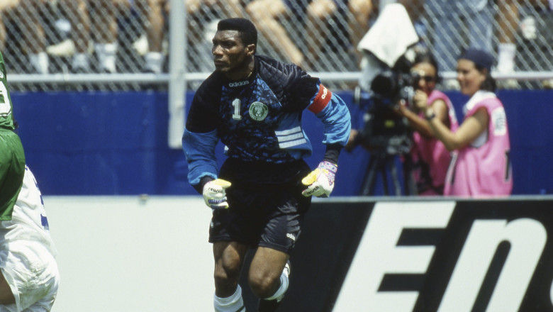 S-a stins din viață Peter Rufai, un simbol al portarilor nigerieni, la vârsta de 61 de ani. 1 peter rufai a murit legendarul portar al nigeriei avea 61 de ani 686789cd0303e