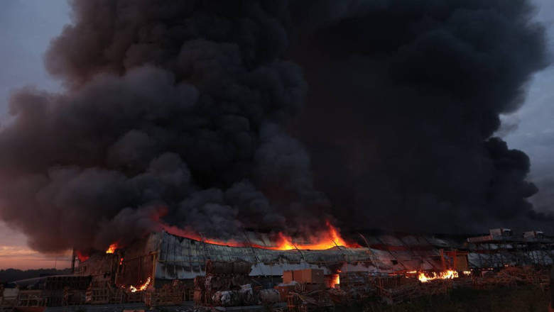Polonia acuză Rusia de un atac cu drone asupra unei fabrici de parchet din Ucraina, provocând răniți grav. 1 polonia acuza rusia ca a atacat cu drone o fabrica poloneza de parchet din ucraina mai multi raniti grav 68779aa550373