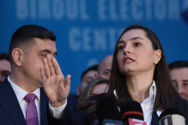 pot a anuntat ca voteaza motiunea de cenzura initiata de aur din respect pentru cetateni 686e2dbd70c76