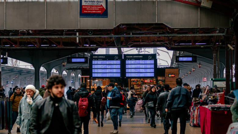 Disfuncționalități în Gara de Nord din București: Panourile informative și camerele de supraveghere sunt nefuncționale. 1 probleme in gara de nord din bucuresti panourile de informare si camerele de luat vederi nu mai functioneaza 68676ed0beb7b