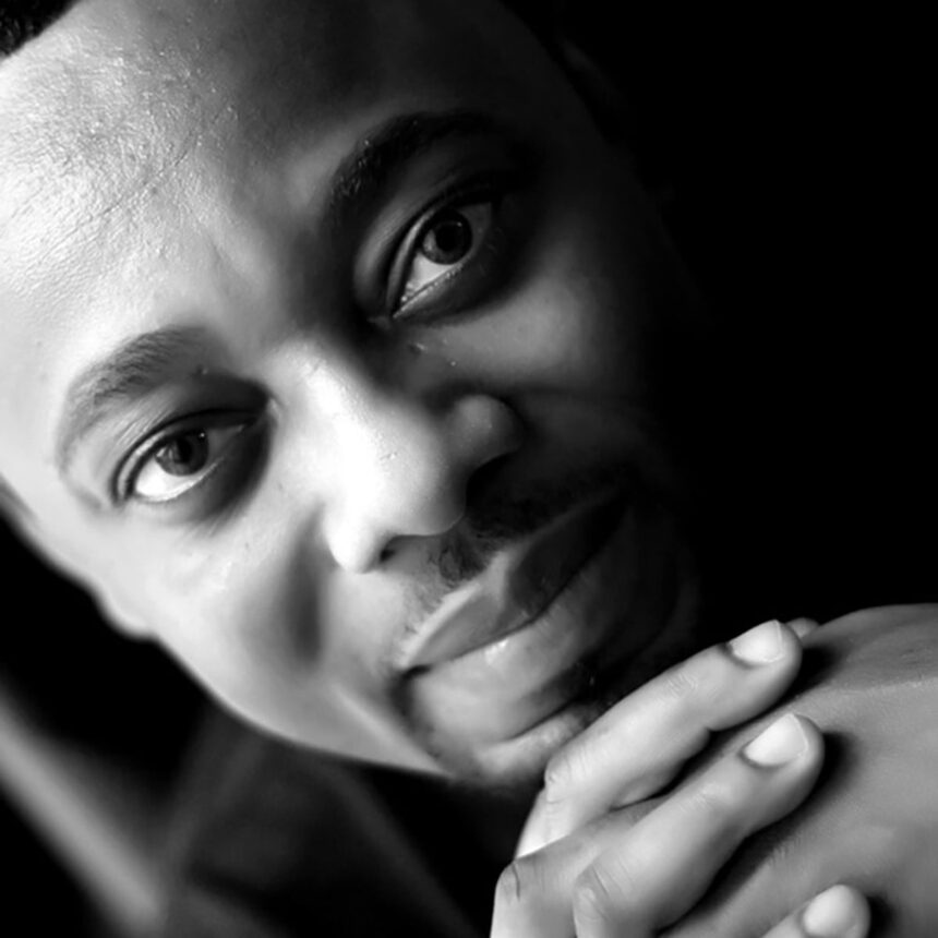 „Persoanele queer au trăit, au iubit, au suferit și au supraviețuit – dar au rămas invizibile: romanul revoluționar despre homosexualitate din Africa de Vest, după două decenii.” 1 queer people were living loving suffering surviving but invisible west africas groundbreaking gay novel 20 years on 687f6de9e98ec