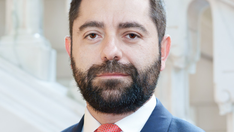 Radu Burnete: „România se află într-o criză profundă. Este esențial să redefinim relația dintre stat și cetățeni în ceea ce privește impozitarea.” 1 radu burnete romania traverseaza o criza existentiala avem nevoie de un nou contract intre stat si cetateni in privinta