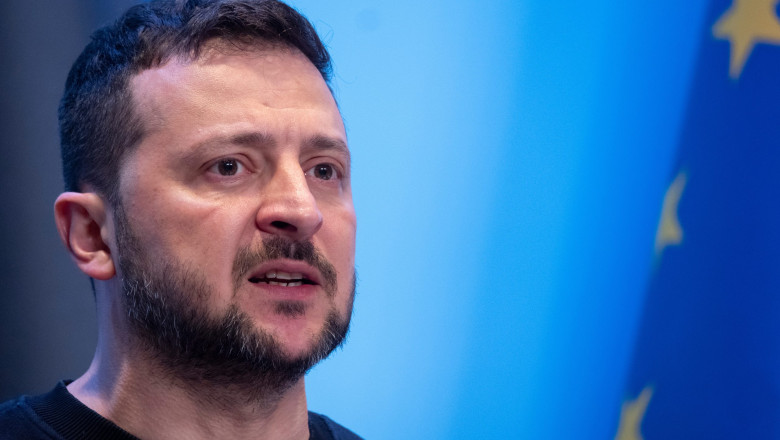 Zelenski răspunde protestelor din Kiev legate de legea anticorupție: promisiunile președintelui ucrainean. 1 reactia lui zelenski dupa protestele din kiev starnite de legea anticoruptie ce promite presedintele ucrainean 6880e33f3325b