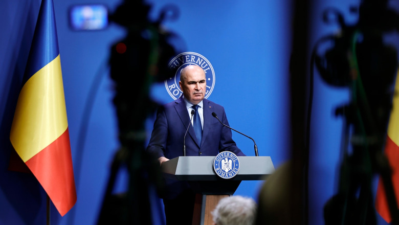 „Guvernul României dezminte zvonul fals privind implicarea în conflictul militar.” 1 romania nu va intra in razboi guvernul infirma un fake news atribuit premierului ilie bolojan 6888d8d755e33