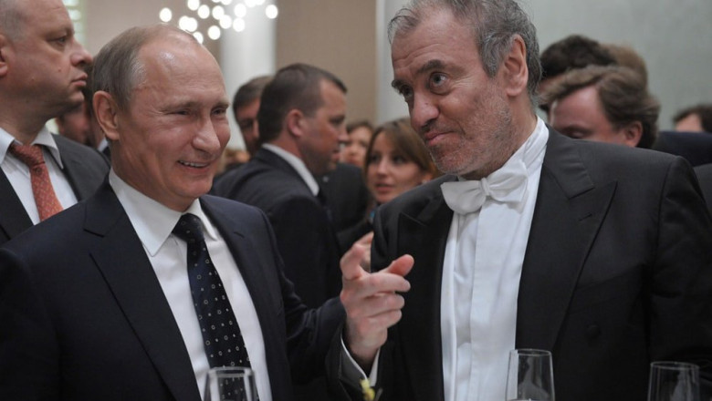 Rusia denunță Italia pentru „discriminare” în urma anulării concertului dirijat de Valeri Gherghiev, susținător al lui Putin. 1 rusia acuza italia de discriminare dupa anularea concertului cu dirijorul rus valeri gherghiev apropiat de putin 6880c6e15c288