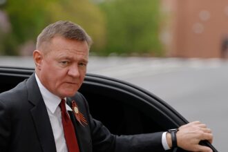 russias former transport minister dies from gunshot wound hours after sacking 686bf09a12564