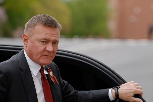 russias former transport minister dies from gunshot wound hours after sacking 686bf09a12564