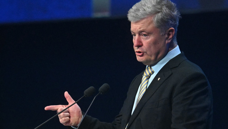 Tensiuni în arena politică ucraineană: Poroșenko îl critică pe Zelenski pentru „autoritarism” și „eroare majoră”. 1 se ascut cutitele in politica din ucraina petro porosenko il acuza pe volodimir zelenski de autoritarism si greseli foarte grave 6864d46fc7f8d