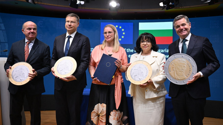 Spionajul rus, un obstacol în calea Bulgariei către euro. 1 serviciile secrete ruse identificate drept amenintare la adresa aderarii bulgariei la zona euro 68733bf03f93f