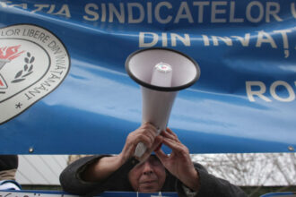 sindicalistii din educatie fac apel la nicusor dan masurile de eficientizare luate de guvern pot avea un cost mult mai mare 68836f8e4d066