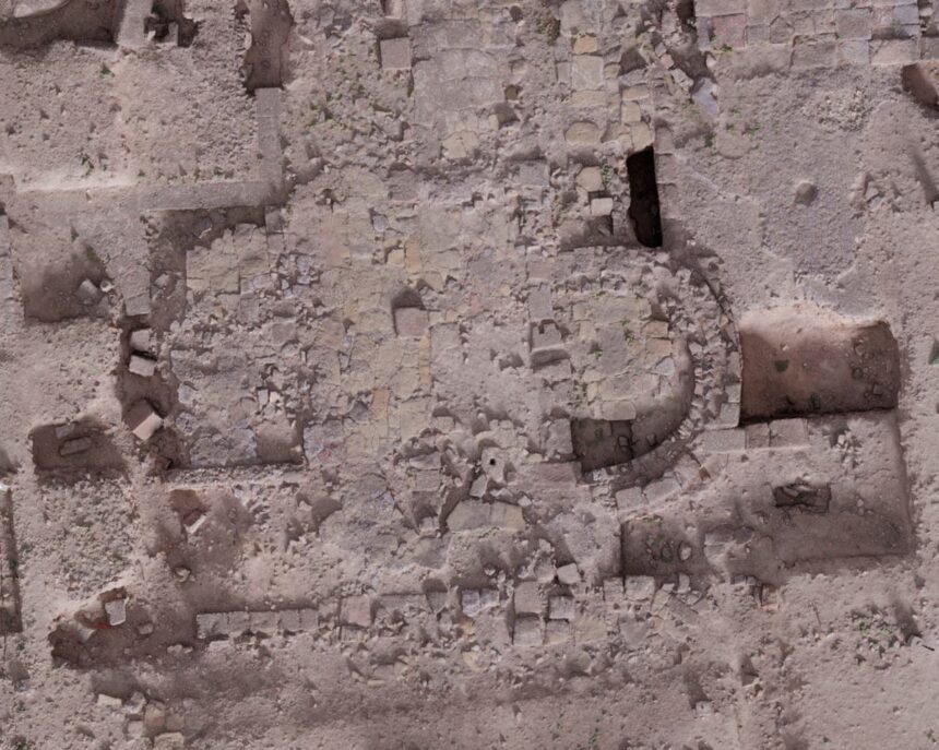 O descoperire spaniolă sugerează că o "biserică" din era romană ar fi putut fi, de fapt, o sinagogă 1 spanish discovery suggests roman era church may have been a synagogue 688623a46c978