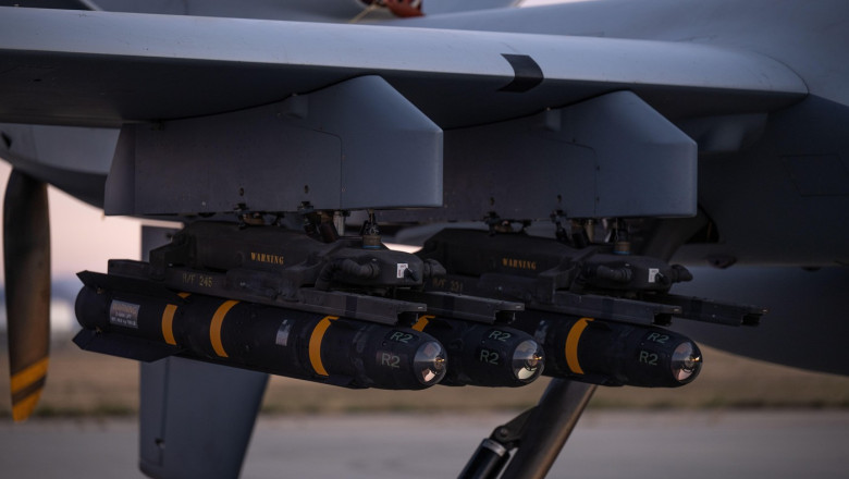 SUA își suspendă livrările de arme către Ucraina, inclusiv cele aflate deja în tranzit sau stocate în Polonia. 1 sua au oprit armele cu destinatia ucraina chiar si cele care erau deja pe drum sau erau amplasate in polonia wsj 68664ed0af694