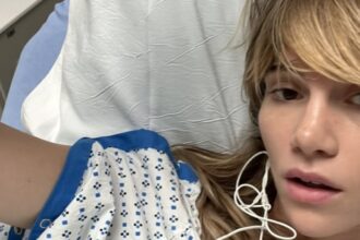 suki waterhouse reveals she was hospitalised with a hernia for wearing pants that were too tight 68761c0aae67b