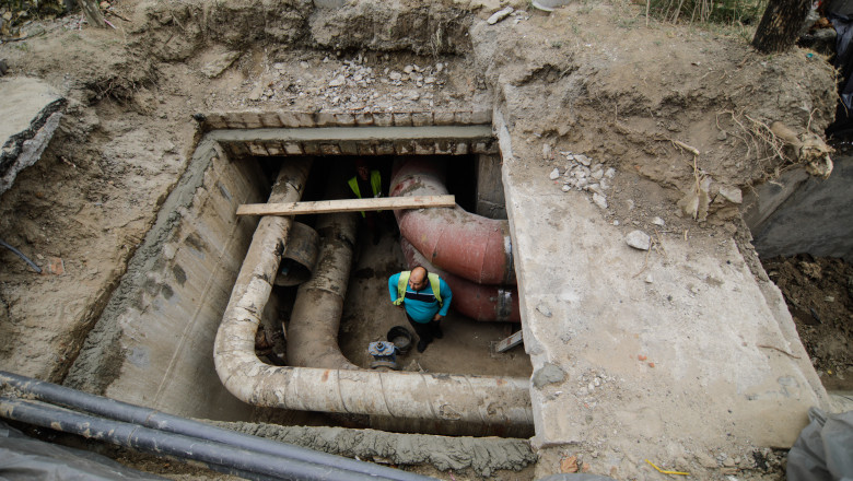 Bucureștiul se confruntă cu lipsa apei calde în sute de blocuri, în contextul unui cod galben de caniculă anunțat de Termoenergetica. 1 sute de blocuri raman fara apa calda in bucuresti anunta termoenergetica capitala se afla sub cod galben de canicula 6874f57476a05