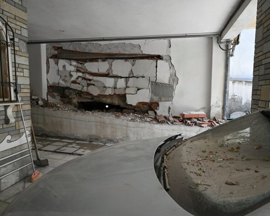 Două persoane au fost rănite în Grecia în urma unei explozii la locuința unui ofițer de penitenciar 1 two wounded in greece after explosion at home of prison guard official 6885a6bf90be5