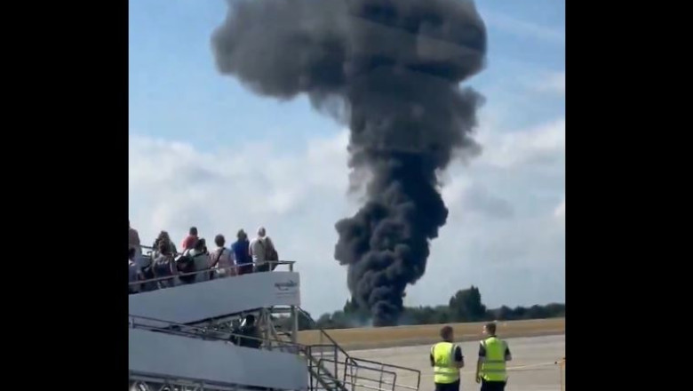 Un aparat de zbor de mici dimensiuni s-a prăbușit pe aeroportul Southend din Londra. 1 un avion de mici dimensiuni s a prabusit pe aeroportul southend din londra 687409c78568e