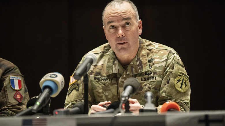 Un general american propune NATO să-și întărească stocul de rachete cu rază lungă pentru a contracara amenințările rusești. 1 un general american indeamna nato sa si consolideze arsenalul de rachete cu raza lunga de actiune pentru a descuraja rusia 68715a159e99b