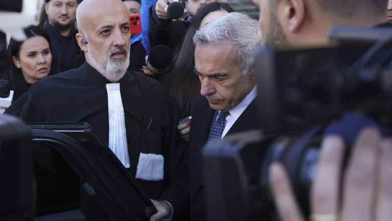 Unul dintre avocații lui Călin Georgescu este implicat într-un scandal de hărțuire sexuală. 1 unul dintre avocatii care l au reprezentat pe calin georgescu este in centrul unui scandal de agresiune