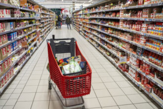 val de scumpiri incepand de maine efectul combinat al majorarii tva cresterii accizelor si eliminarii plafonului la energie 688b942da5f47