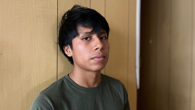 Tânăr american imobilizat brutal, amenințat cu un taser și reținut: „Nu ai niciun drept aici. Ești un «migo»” 1 video adolescent american trantit la pamant amenintat cu pistol cu electrosocuri si arestat nu ai niciun drept aici esti un migo 68848d28c0ed5