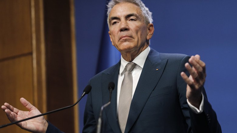 Anastasiu dezvăluie identitatea consilierilor privați care l-au nemulțumit pe Grindeanu: fără acces la date sensibile. 1 video anastasiu a dezvaluit numele consilierilor din mediul privat care l au deranjat pe grindeanu n au acces la informatii confidentiale 687fc9b02c2f5