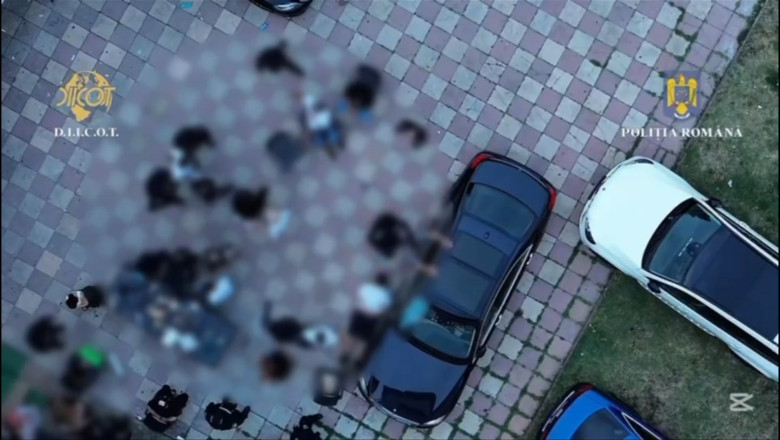 Raiduri de proporții împotriva clanurilor Pian și Purcel. Suspiciuni de trafic de persoane, proxenetism și spălare de bani 1 video descinderi de amploare la clanurile pian si purcel acuzatii de trafic de persoane proxenetism si spalare de bani 6889c1e0e3cbb