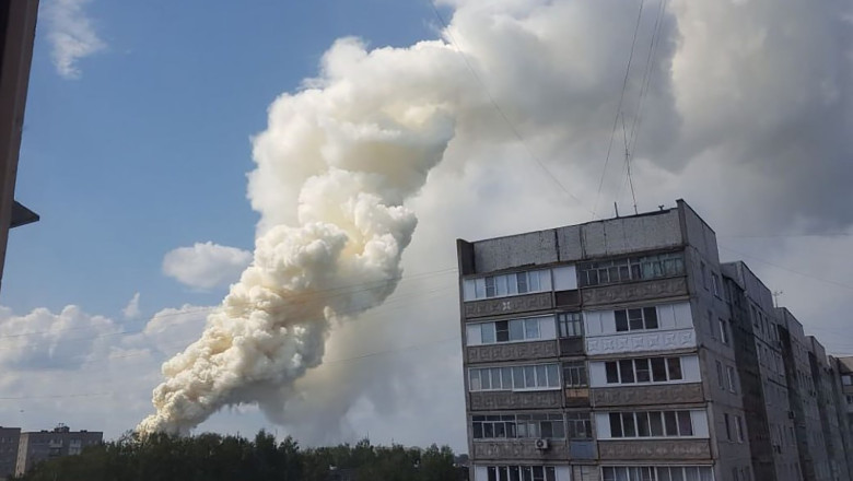 video explozie la un depozit de arme din siria 12 morti si peste 100 de raniti 68827fd649b53