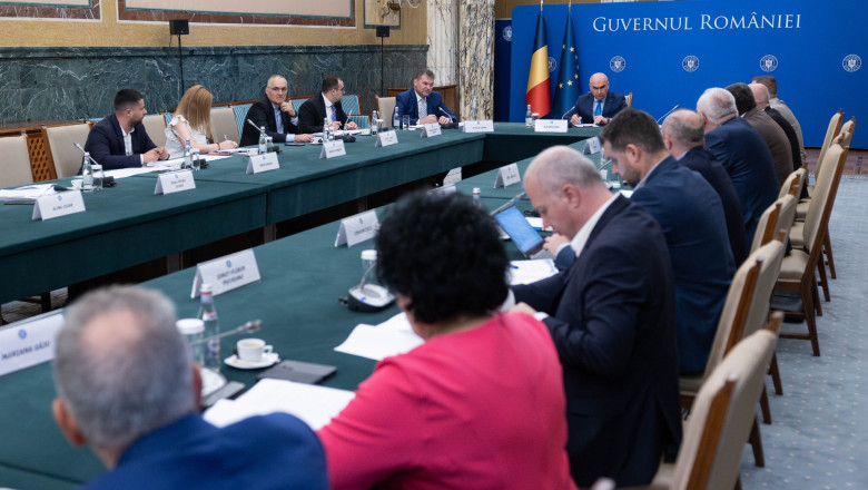 video ilie bolojan a discutat din nou cu alesii locali despre reforma administratiei ce le a transmis functionarilor din primarii 687e4c9f31196