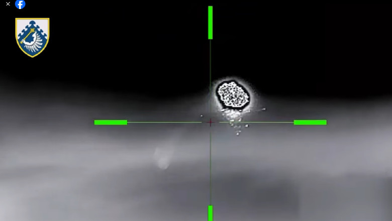 Asediul Capitalei Ucrainei: Aeronavele în acțiune și atacurile devastatoare cu rachete și drone. 1 video imagini ale luptelor aeriene din ucraina capitala atacata cu sute de rachete si de drone 68701e8021a1c