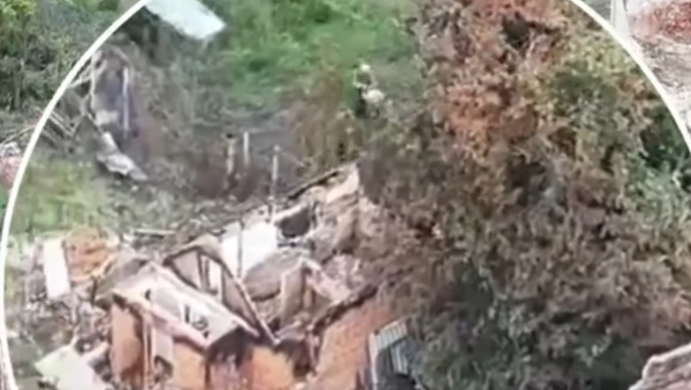 video momentul in care politistii de frontiera ucraineni lovesc un centru de drone si buncare rusesti in regiunea kursk 6864edb9f33fa