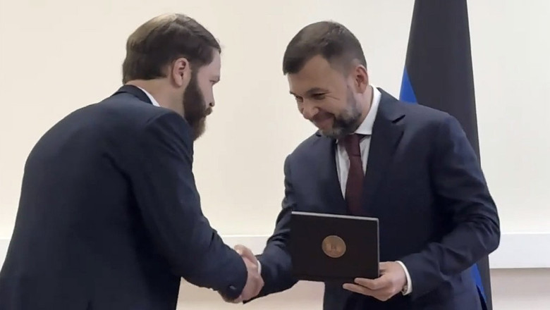 Putin acordă cetățenie unui american care a expus strategiile ucrainenilor din orașul crucial Kurahove. 1 video putin i a oferit cetatenie unui american care a dezvaluit pozitiile ucrainenilor din orasul strategic kurahove 687668034d6a9