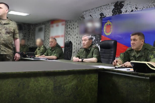 video putin l a trimis pe front pe seful armatei generalul gherasimov ce urmareste liderul de la kremlin 6874ee01221df