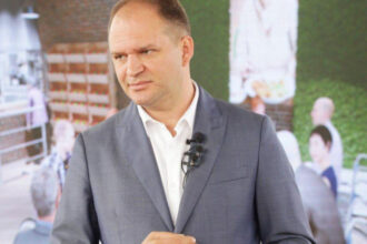 video reactia lui ion ceban dupa ce a primit interzis in romania si in spatiul schengen primarul chisinaului reclama o rafuiala politica 686ea93d8ff17
