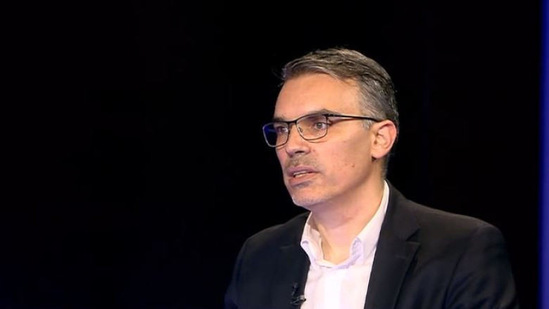 Remus Ștefureac demontează legenda epocii comuniste: „Mâncarea era plină de neajunsuri.” 1 video remus stefureac combate mitul vietii bune din perioada comunista erau toate mortaciunile in mancare 688636a7c3f89