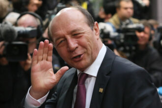 video traian basescu si ar putea recastiga privilegiile de fost presedinte decizia luata de ccr 686404de27af5