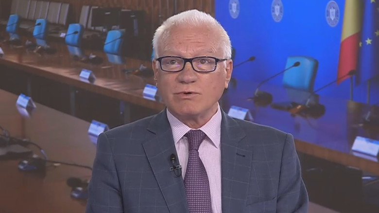 Valeriu Stoica: Restabilirea încrederii românilor depinde de conținutul celui de-al doilea pachet de măsuri. Opiniile sale despre tăcerea lui Nicușor Dan. 1 video valeriu stoica recastigarea increderii romanilor e data de ce va fi in pachetul 2 de masuri ce spune despre tacerea lui nicusor dan 686ec3a0713e3