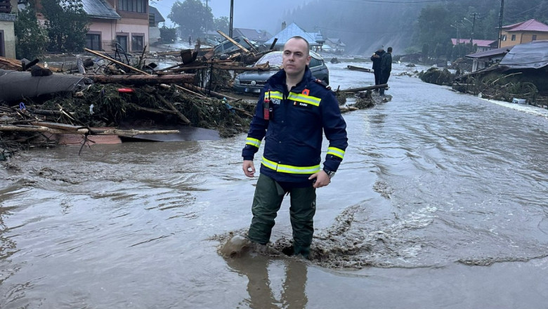 Vremea capricioasă se va îmbunătăți. „Atenție, amenințarea provine dintr-o direcție neașteptată”, avertizează șeful ANM. Alertă meteorologică în regiunea centrală 1 video vremea extrema din ultimele zile va disparea pericolul vine din alta parte spune directorul anm alerta meteo in centrul tarii 68887ec69eebc