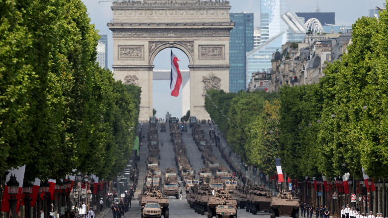 Parada militară de Ziua Franței: O demonstrație grandioasă în stil militar, cu oaspeți de onoare de seamă. 1 videofoto parada militara de ziua frantei organizata ca o veritabila operatiune militara tara care a fost invitata de onoare din acest an 6874f0e2e1720