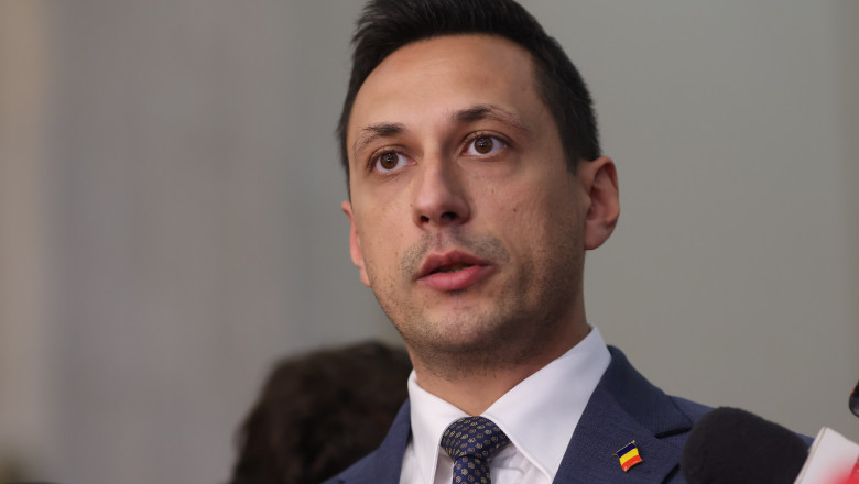 Vlad Gheorghe își acuză adversarul: „Legea se aplică tuturor, fără excepții.” 1 vlad gheorghe depune plangere penala impotriva lui marcel ciolacu nimeni nu este mai presus de lege 6866845d4a3cc