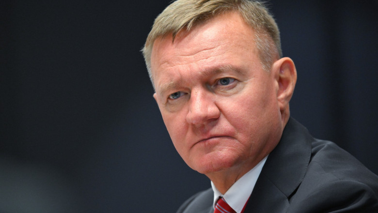 vladimir putin l a demis pe ministrul transporturilor cine il va inlocui pe roman starovoit 686b994a68c76