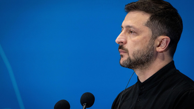 Volodimir Zelenski va iniția o lege pentru garantarea autonomiei totale a agențiilor anticorupție. 1 volodimir zelenski va propune un proiect de lege care sa asigure independenta deplina a institutiilor anticoruptie 6881260f9c72f