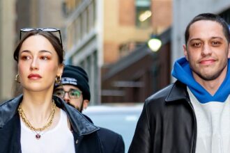 who is pete davidsons girlfriend elsie hewitt behind the model whos pregnant with comedians first baby 68781ab21aebf