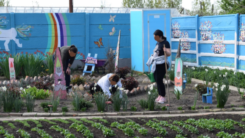 Zeci de lucrători de la închisoarea feminină Târgșorul Nou, supuși unei evaluări disciplinare în urma unei inspecții. 1 zeci de angajati ai penitenciarului pentru femei de la targsorul nou trimisi in fata comisiei de disciplina in urma unui control 686be8511eea8