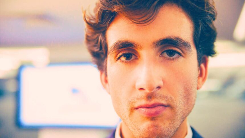 11 Obiceiuri ale persoanelor crescute de părinți care nu au susținut îngrijirea blândă 1 11 habits someone only has if they were raised by parents who didnt believe in gentle parenting 689778fa0c034